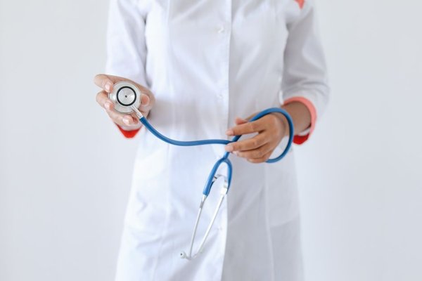 what does private health insurance cover UK